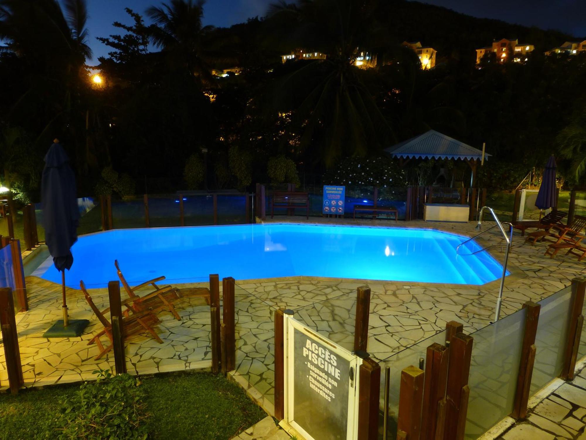 Les Creolines Aparthotel Sainte-Luce Exterior foto
