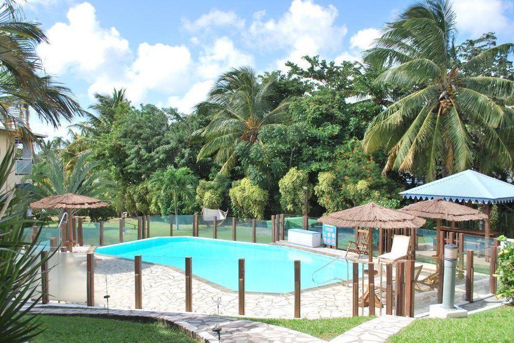 Les Creolines Aparthotel Sainte-Luce Exterior foto