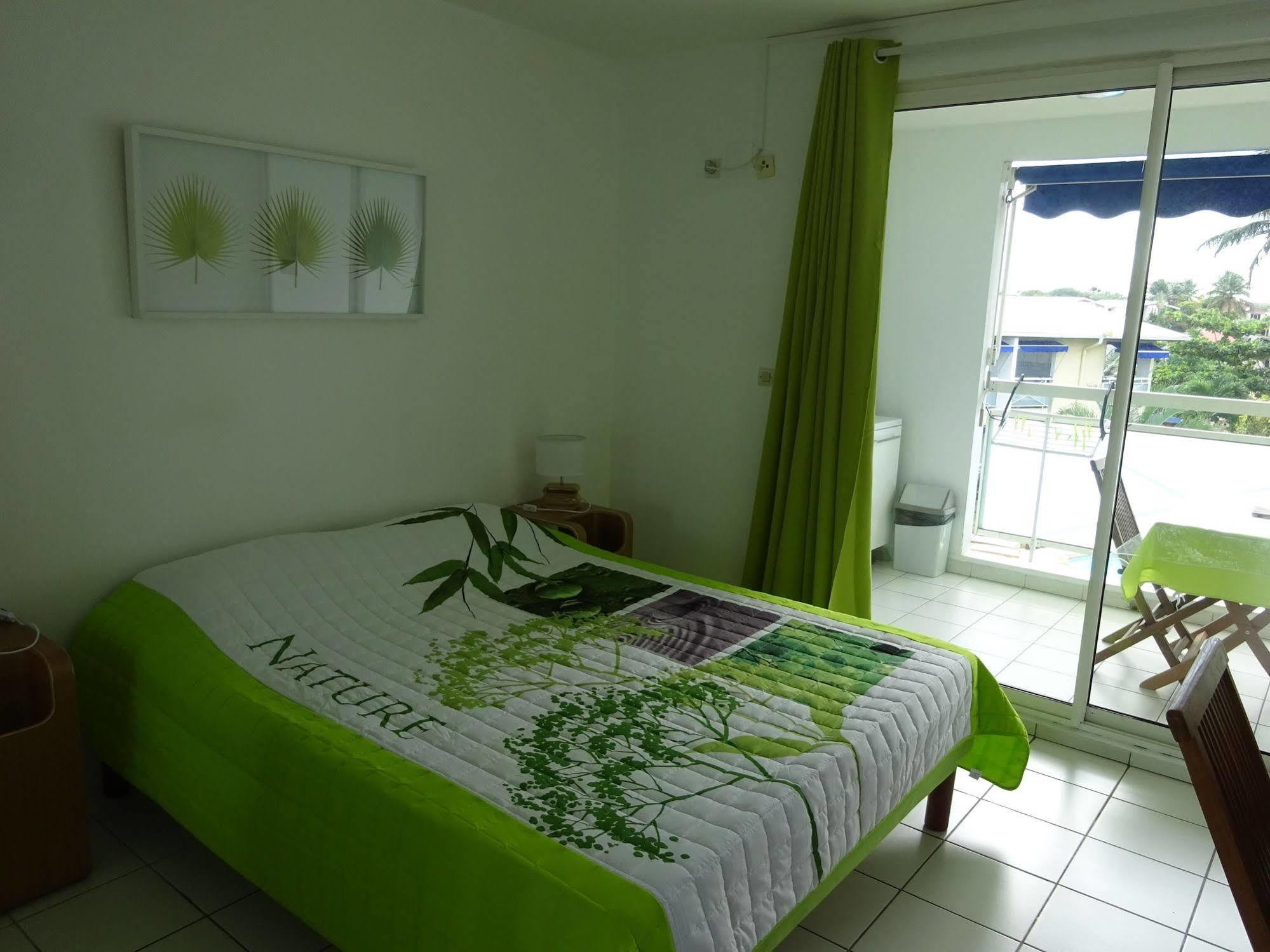 Les Creolines Aparthotel Sainte-Luce Exterior foto