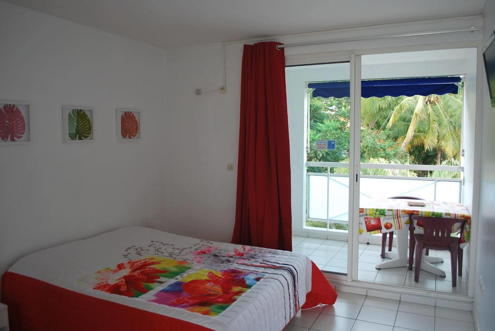 Les Creolines Aparthotel Sainte-Luce Exterior foto
